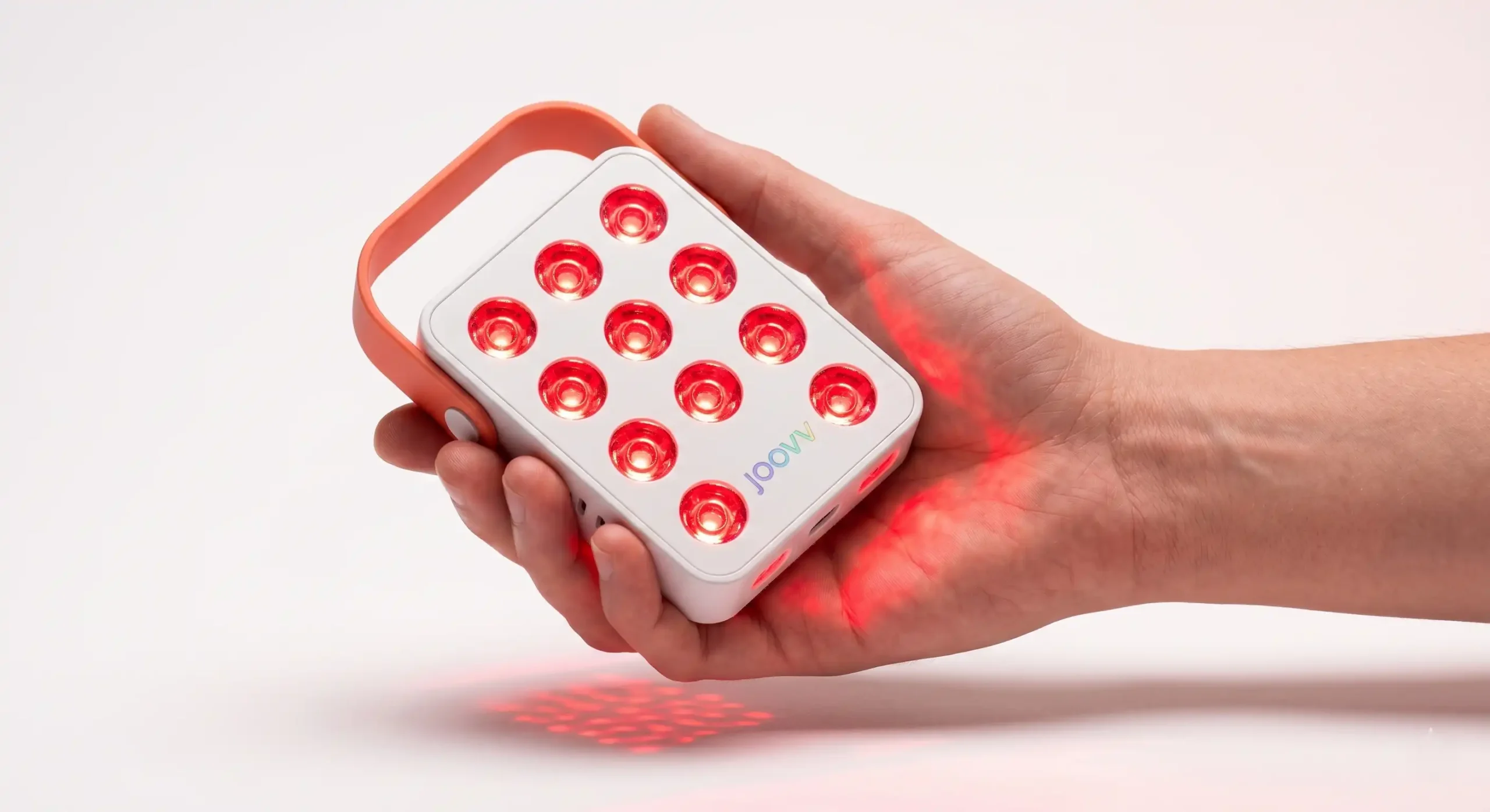 Joovv Go 2.0 portable red light therapy device review 2026